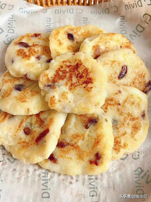 还在为早餐发愁吗，4款早餐菜谱我都预备好了，跟着我做吧