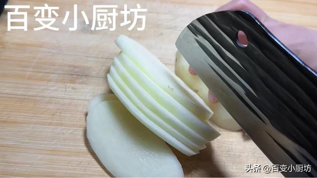 香椿焯水是严重毛病
，40年大年夜

厨教我一招，鲜香入味，营养全保住