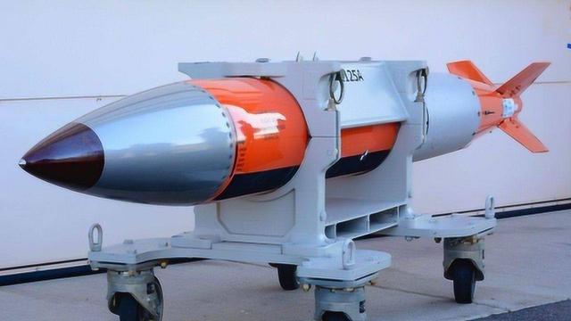 B-1B轰炸机抵达日本后，中国公布“非核氢弹”试验，老美猝不及防