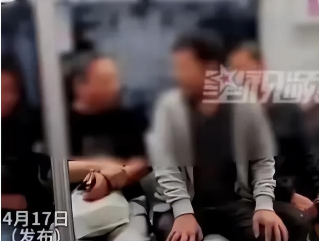 北京男子鄙视农平易近
工后续，正面照曝光，身份不简单，家属提出要求