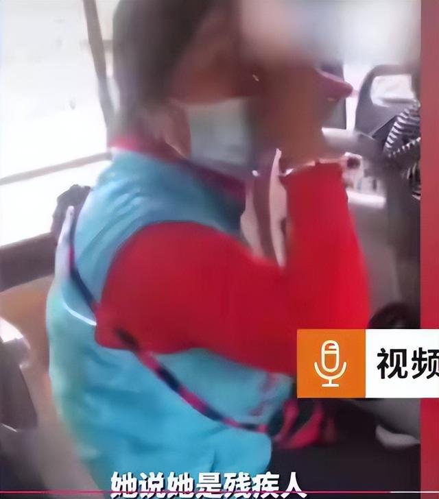 央视点名！北京61岁大爷疯狂辱骂农夫工，身份被扒，难怪这么嚣张