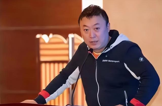 国乒年夜
变天！揭开刘国梁告退
三年夜
缘故起因；王励勤上位，王皓马琳尴尬