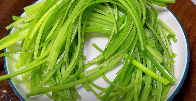 春天抓紧吃这“杀菌菜”，一通便，二降脂，三防流感，拿肉都不换