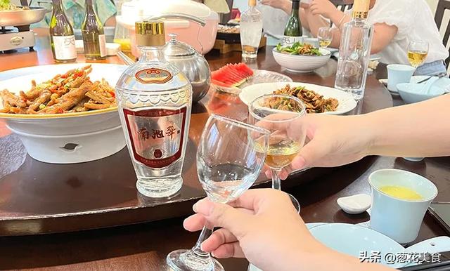我东北人，上周去河南吃酒，返来后有4点疑问，绞尽脑汁也不明白