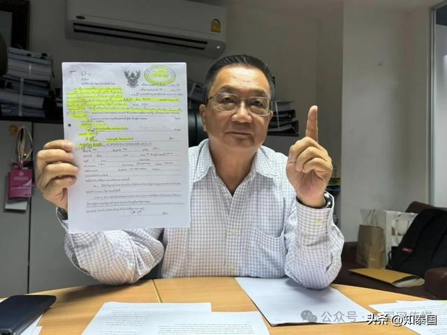 突发！泰国总理住院后，他立即发起
“撤职总理，解散内阁”！