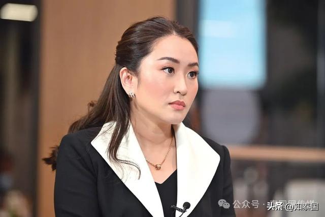 突发！泰国总理住院后，他立即发起
“撤职总理，解散内阁”！
