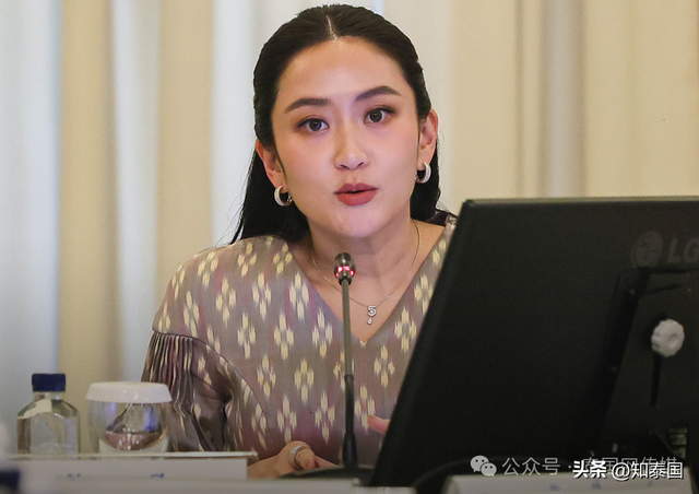 突发！泰国总理住院后，他立即发起
“撤职总理，解散内阁”！