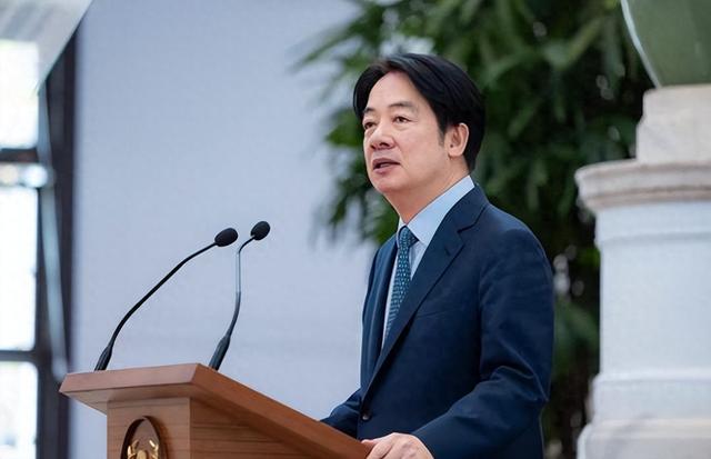 大年夜

批台军告退
，赖清德了局
已定，美兵舰直闯台海，解放军开始反制