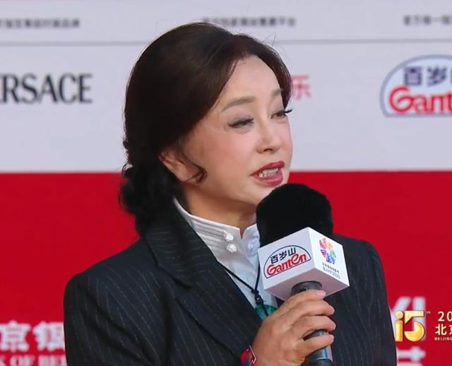 北影节终结
红毯：被倪妮惊艳，盘靓条顺艳压群芳，彻底秒了林志玲