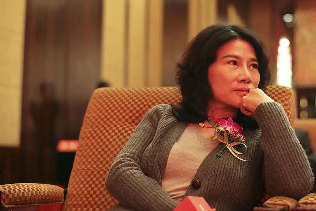 愈演愈烈！董明珠"间谍
言论"被批，官媒发声：别搞对峙
情绪扣帽子