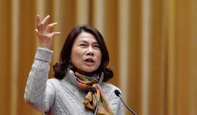 愈演愈烈！董明珠"间谍
言论"被批，官媒发声：别搞对峙
情绪扣帽子