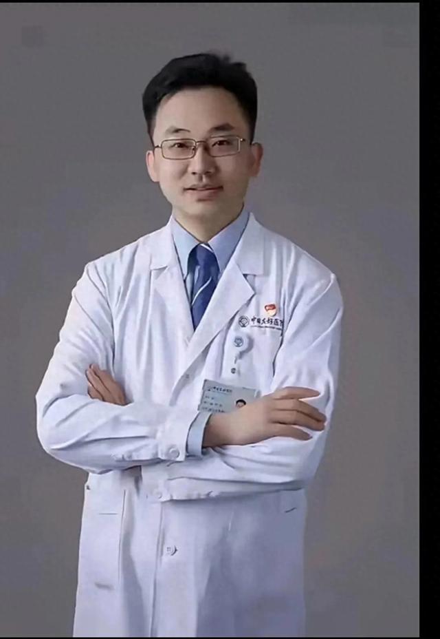 医疗系统
年夜
瓜！副主任年夜
夫窝边草吃秃了 此中有官蜜斯
知三当三