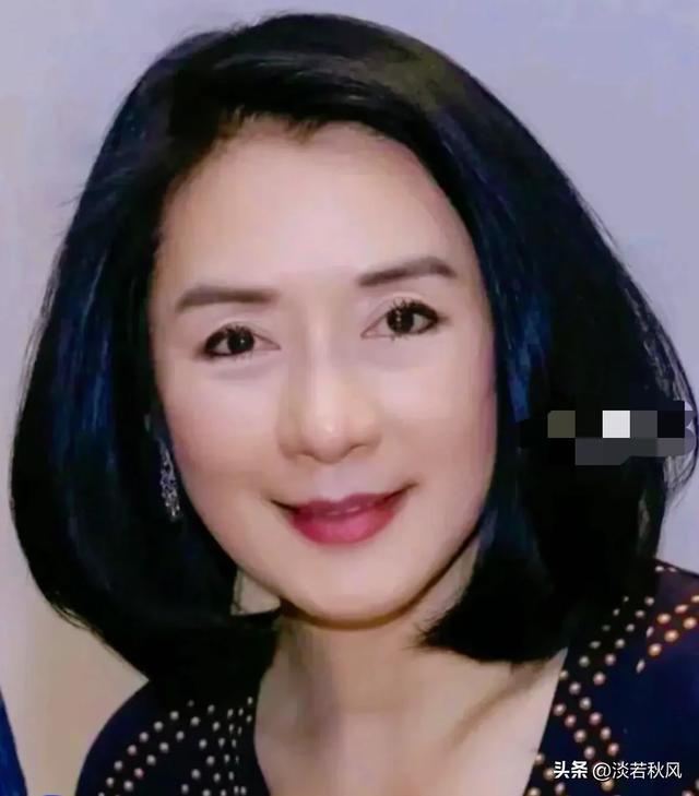 71岁成龙再次陷入私生子风浪
！女方是知名女星，老公是外国人