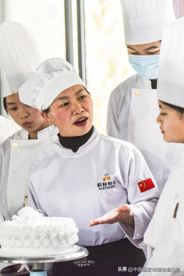 江西GDP垫底小县城，为何能做出中国最受欢迎的面包？