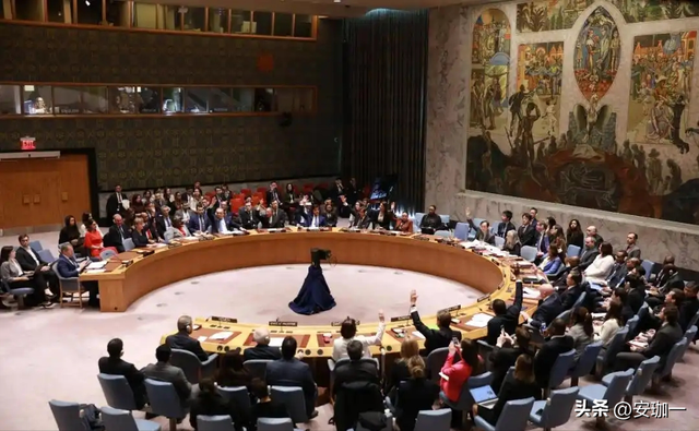 中美在连合国吵起来了，美官员吴婷飙中文，列“5宗罪”问责中国