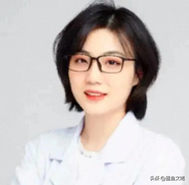 胸外科副主任医师肖某出轨多人，照片年夜
量

流出，知情人爆更多内幕