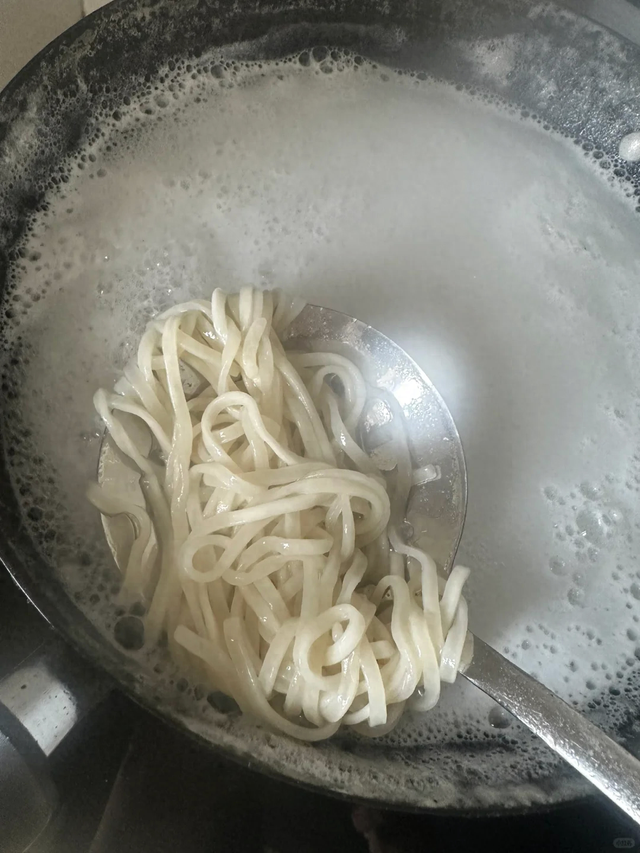 市情
上常添加硼砂的6种食物，真的要少吃，很多人买回家都没发明

