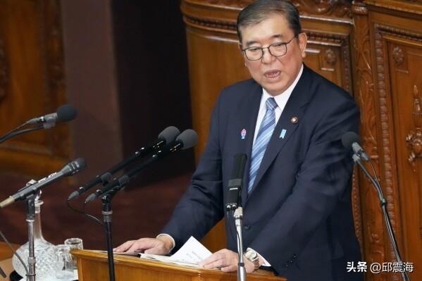 局面突变，特朗普百日撤回对华善意，中美博弈2.0来了