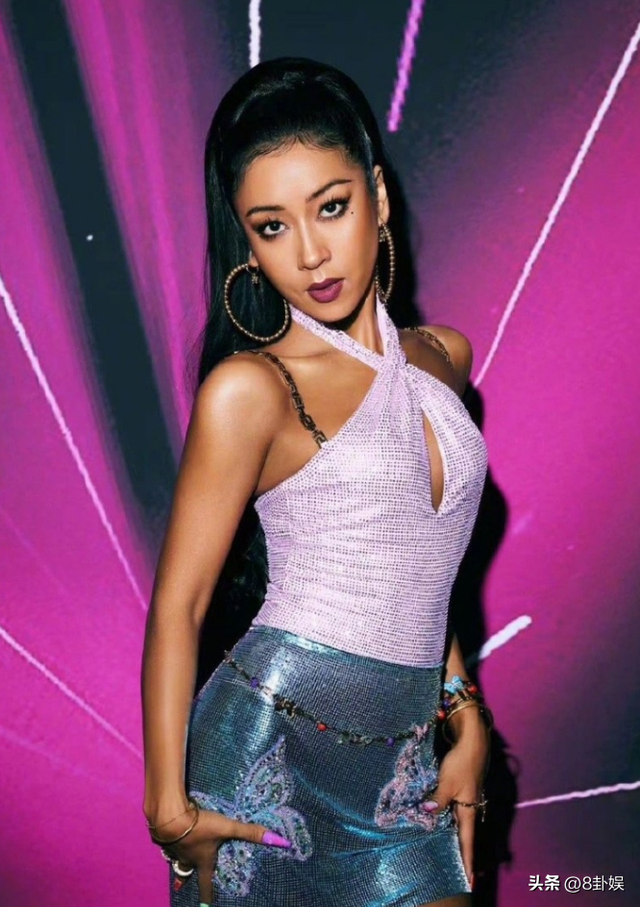 哭穷炫富当“三姐”，装了10年的吉克隽逸，终究难逃“恶果”