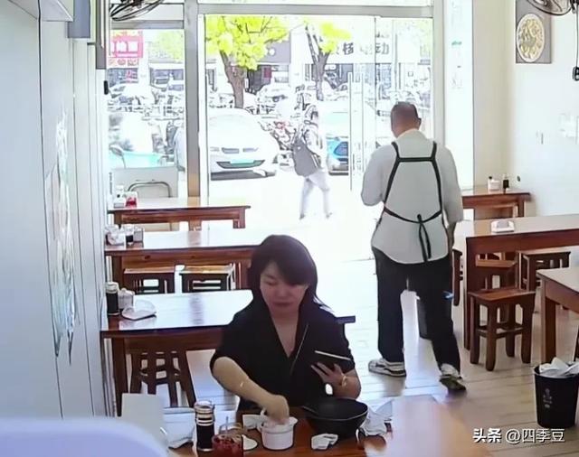 摊上事！女子扔鼻涕纸后续：官方已到场，知情人泄漏
，她在休病假