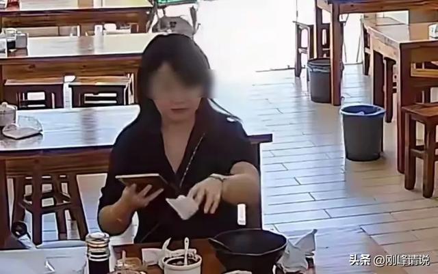 上海一女子扔鼻涕纸面临社会性逝世
亡，工作将不保，多部门参与观察