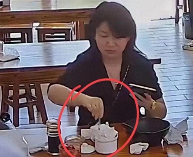 鼻涕姐后续来了，拒不调度
，店老板上传视频，涉嫌侵权，无奈致歉