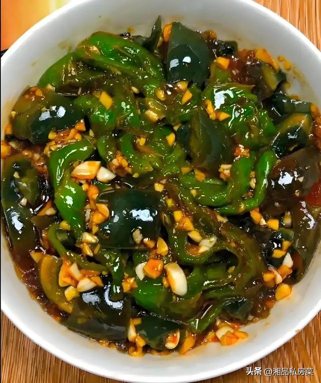 湘菜十年夜
招牌菜：历史传承与烹调精髓