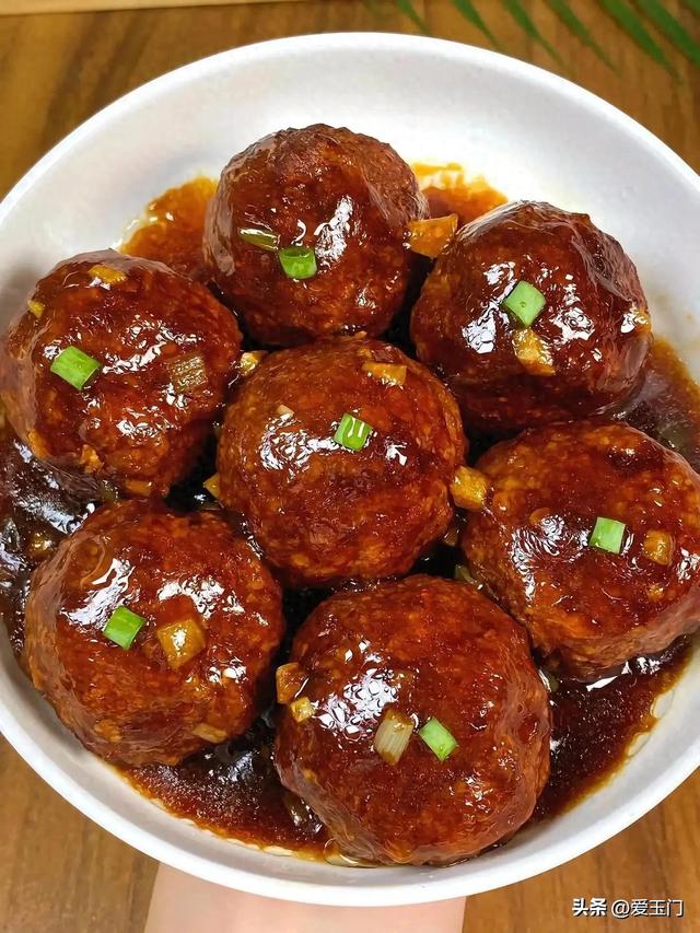 6种红烧系列家常菜，软嫩爽口，鲜嫩多汁，酱汁拿来拌饭巨香！