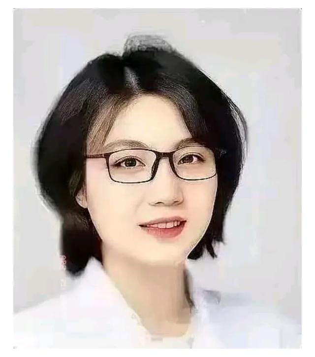 肖飞开始回击
！错的不满是自己，手里握有底牌，妻子不是无辜的。