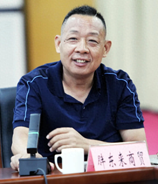 于东来变乱年夜
了局？官方表态！才被疑偷漏税，胖东来总算不消关了