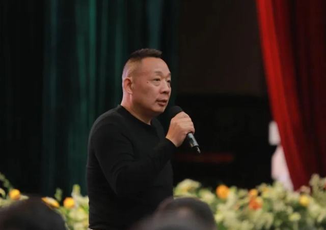 于东来变乱年夜
了局？官方表态！才被疑偷漏税，胖东来总算不消关了