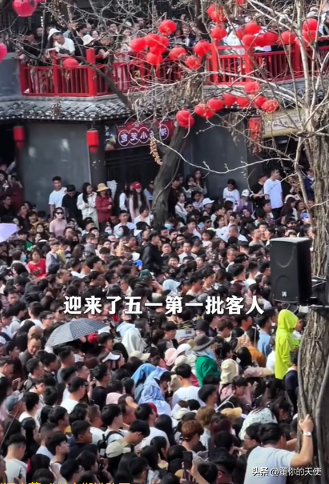 一动不动！五一最堵6年夜
景点第1名堵到猜疑人生，第5名直接劝退