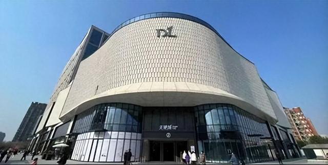 浙商天塌了！经营了上千年的好名声，或因这俩人碰瓷胖东来毁了