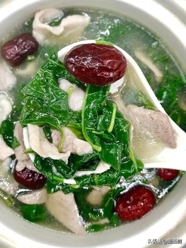 “睡不好，轻易老”，发起大家：4种食物要常吃，安神助眠睡得喷鼻
