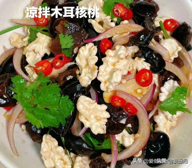 相近高考，高三儿子用脑多，“补脑”午餐我这样
安排