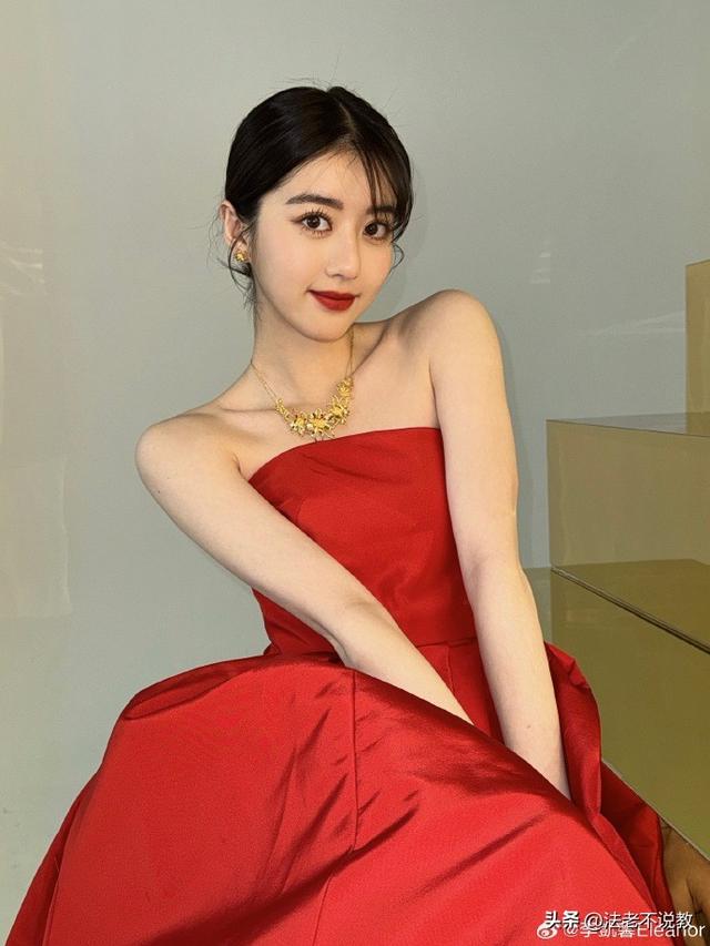 又见双面人！曝著名女星辱华，录音曝光痛骂中国人，遭剧方除名