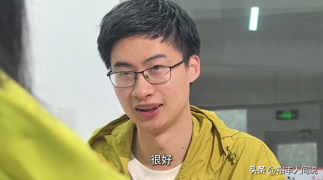 26岁庞众望母亲节告白！眼含泪水不知言语：妈，你看我做的，很好
