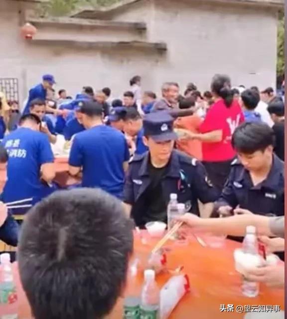 古迹！8岁失联男童山林走丢6天后获救！全村感恩设宴谢搜救英雄