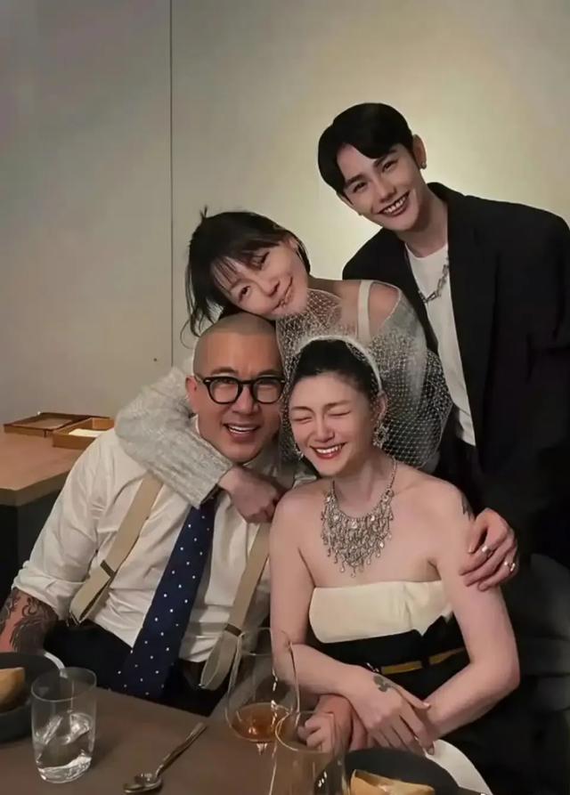 年夜
S临终前8天的谈天记载曝光，为她惋惜！