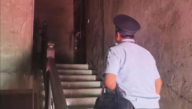 记者蹲守多日揭破长沙地下代孕场所，细节曝光：代孕妈妈中有聋哑人，查处中“幕后老板”忽然来电...