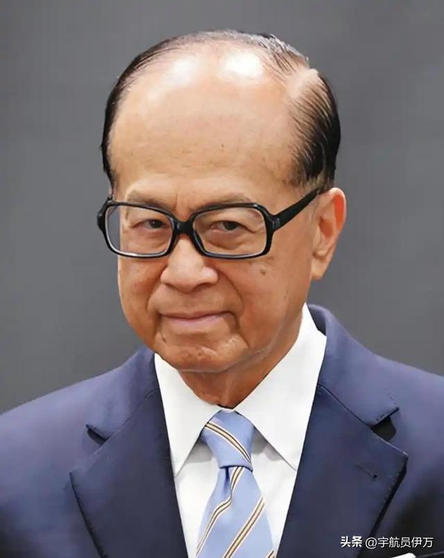 李嘉诚被检察才45天，令人担忧的事就产生
了！七折抛售房产惹争议