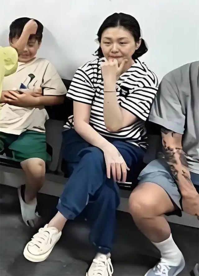 年夜
S生前带娃原生图曝光，比具俊晔老多了！逝世
前聊天
内容太催泪