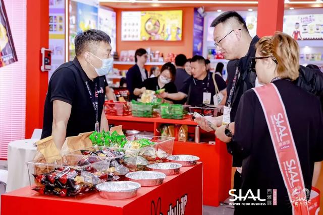 舌尖风暴即将登岸上海！下周带你“吃遍”全球