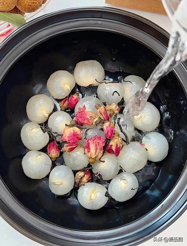 藏在身边的“养颜宝”4种食材，女性多吃美肤抗衰老，还你少女脸