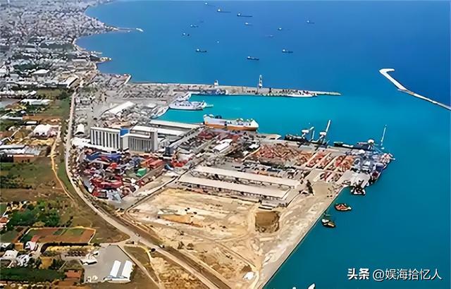 巴基斯坦濒临破产，西方比中国脱手更快，但瓜达尔港谁也惦念
不了