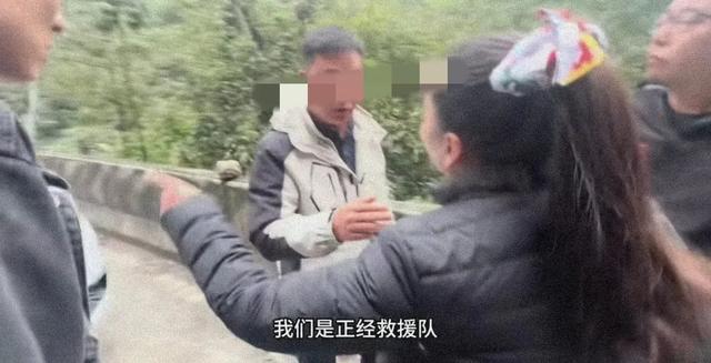 开救护车游墨脱后续：通报被罚拆警笛，外子
身份被扒，央视跟进