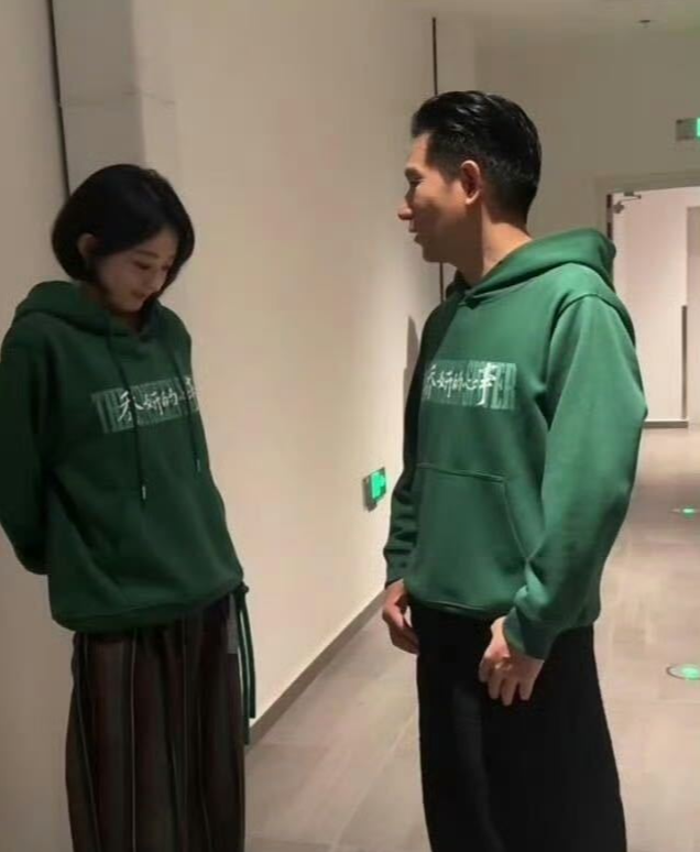 曝赵丽颖新恋情，温馨画面很难自作掩饰，男方被吐槽“又老又丑”