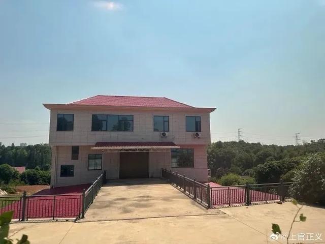 代孕窝点被查，神秘夫君来电求私了：什么请求
我都满足，举报人称对于如何获取我的德律风
，已向有关部门反馈