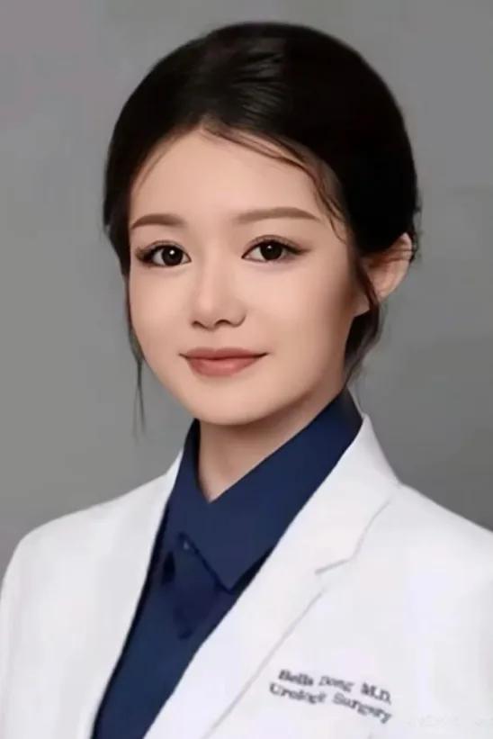 激发
现象级舆情的董蜜斯
和肖主任终被处理
！医德掉
范与特权规培终将反噬，多人被吊销执业资格

！观察继续深入

