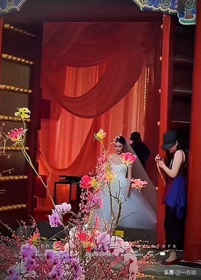 汪小菲婚礼美满
结束，岳父陪嫁两房和豪车，张兰大手笔，S家缄默沉静